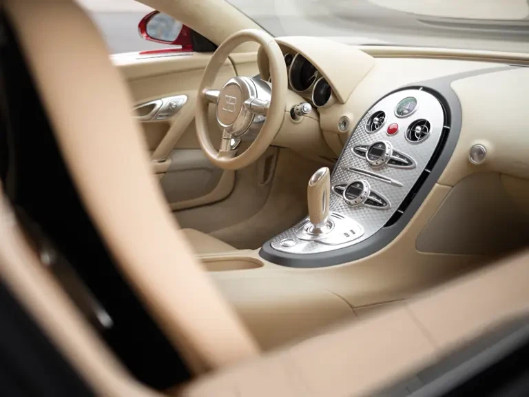 2006 Bugatti Veyron - Image 20 of 31