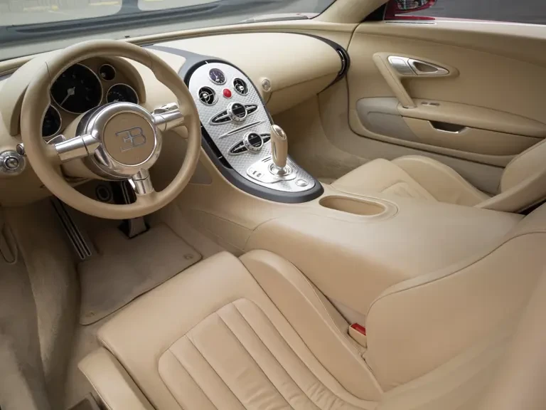 2006 Bugatti Veyron - Image 7 of 31