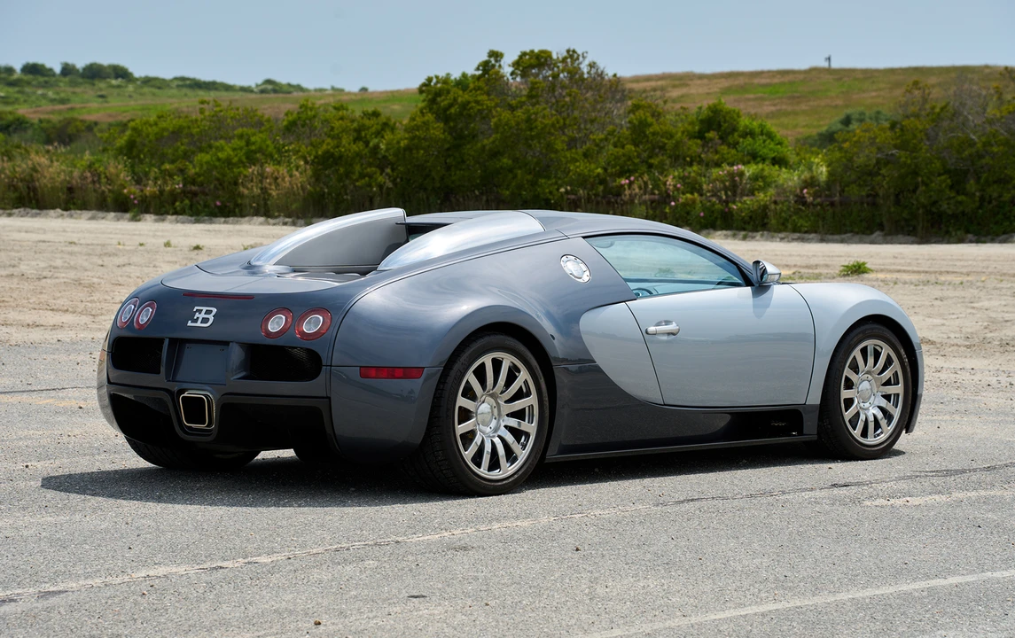 2006 Bugatti Veyron - Image 4 of 23