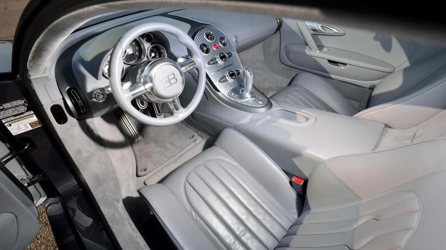 2006 Bugatti Veyron - Image 4 of 12