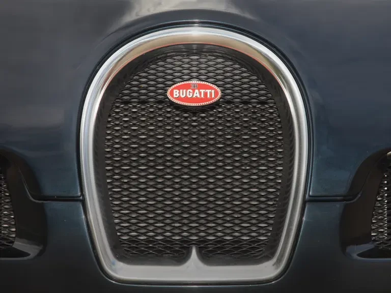 2006 Bugatti Veyron - Image 7 of 20