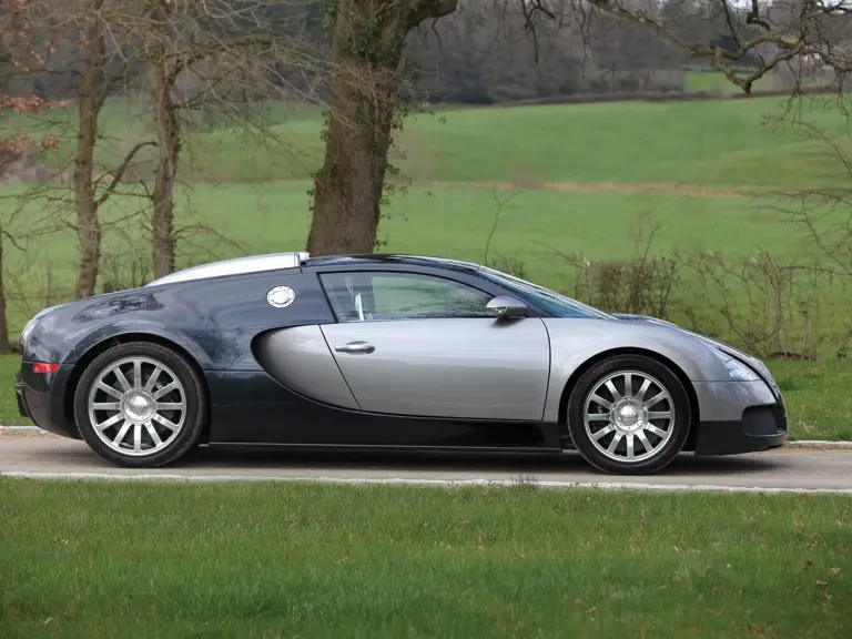 2006 Bugatti Veyron - Image 6 of 20