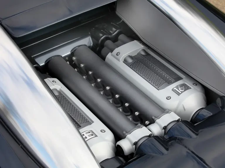 2006 Bugatti Veyron - Image 4 of 20