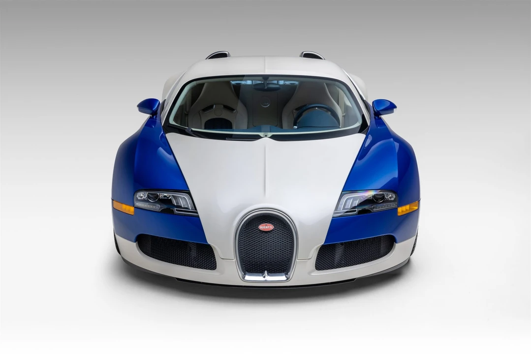 2006 Bugatti Veyron - Image 7 of 31