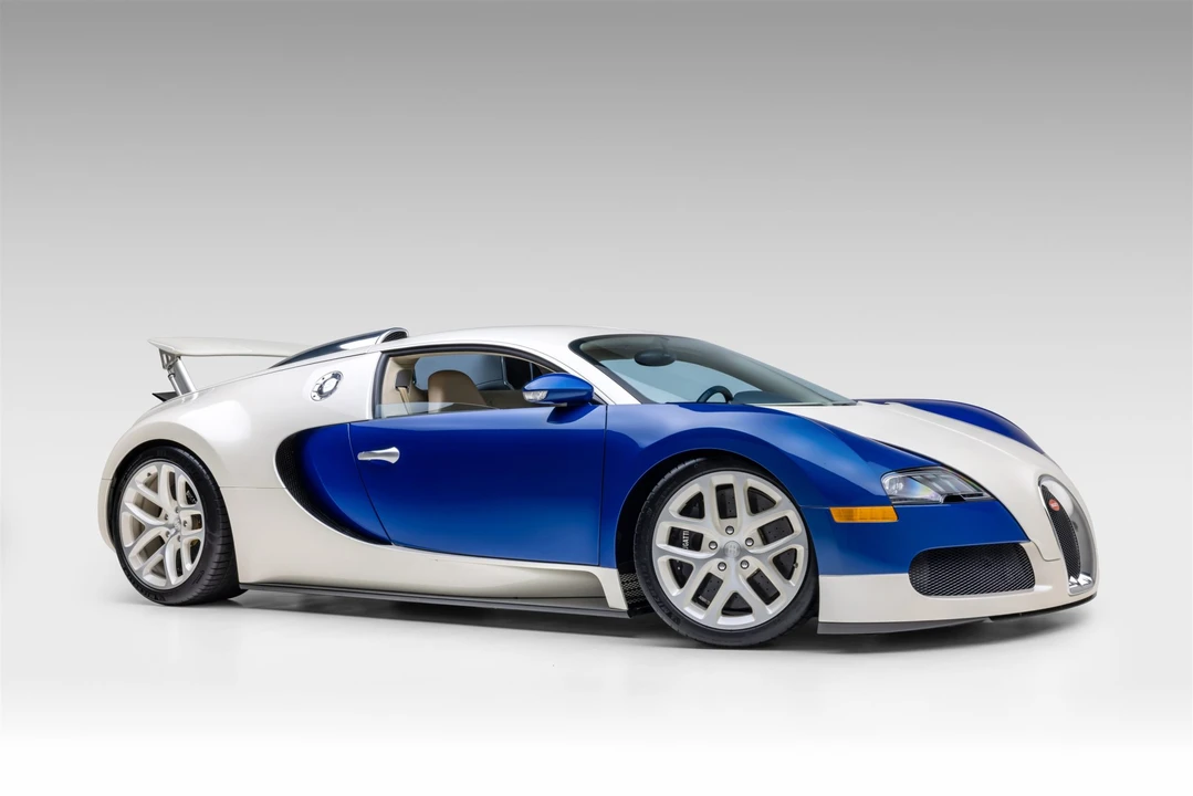 2006 Bugatti Veyron - Image 10 of 31