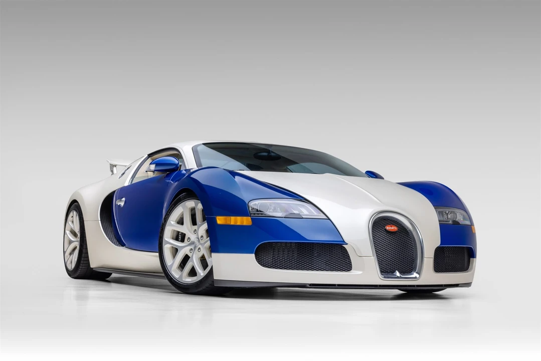 2006 Bugatti Veyron - Image 9 of 31