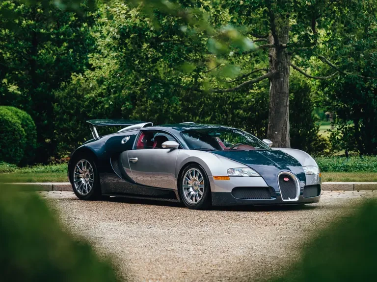 2006 Bugatti Veyron - Image 2 of 27