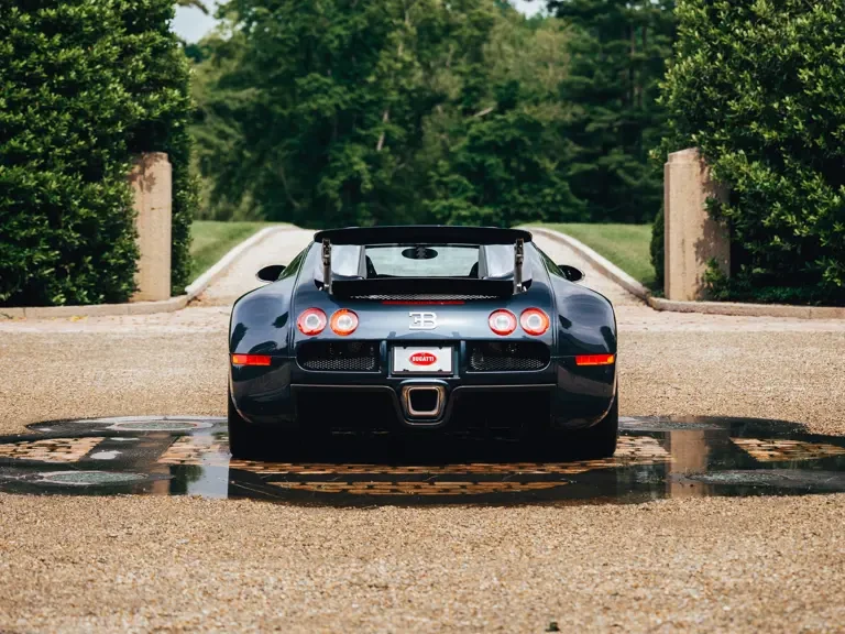 2006 Bugatti Veyron - Image 9 of 31