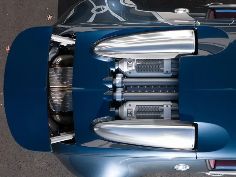 2006 Bugatti Veyron - Image 4 of 31