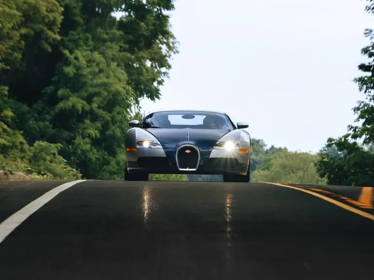 2006 Bugatti Veyron - Image 6 of 27