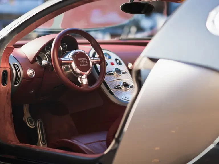 2006 Bugatti Veyron - Image 5 of 27