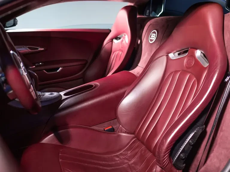 2006 Bugatti Veyron - Image 19 of 27
