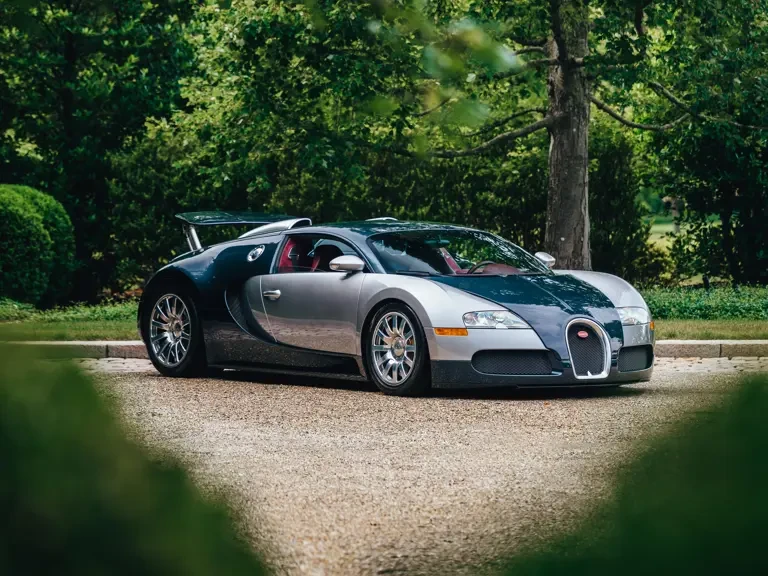 2006 Bugatti Veyron - Image 10 of 31