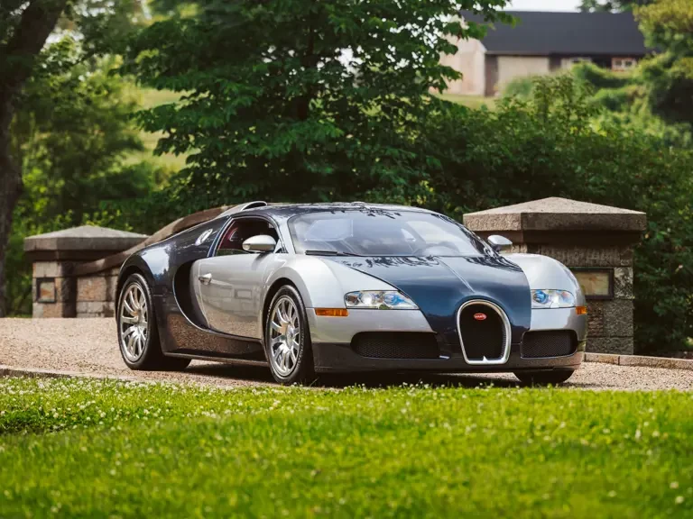 2006 Bugatti Veyron - Image 26 of 27