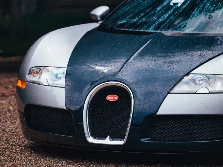 2006 Bugatti Veyron - Image 27 of 31