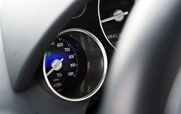 2006 Bugatti Veyron - Image 11 of 21