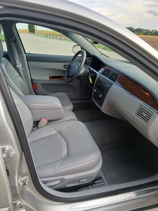 2006 Buick LaCrosse - Image 6 of 11