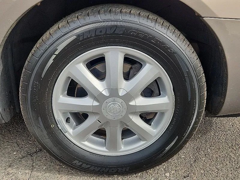 2006 Buick LaCrosse - Image 9 of 12