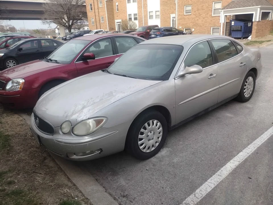 2006 Buick LaCrosse - Image 2 of 8