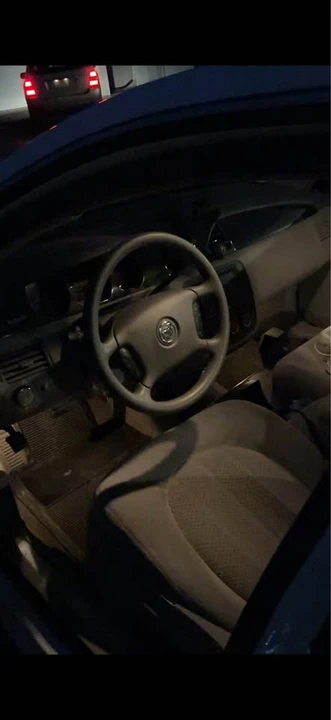 2006 Buick Lucerne - Image 3 of 4