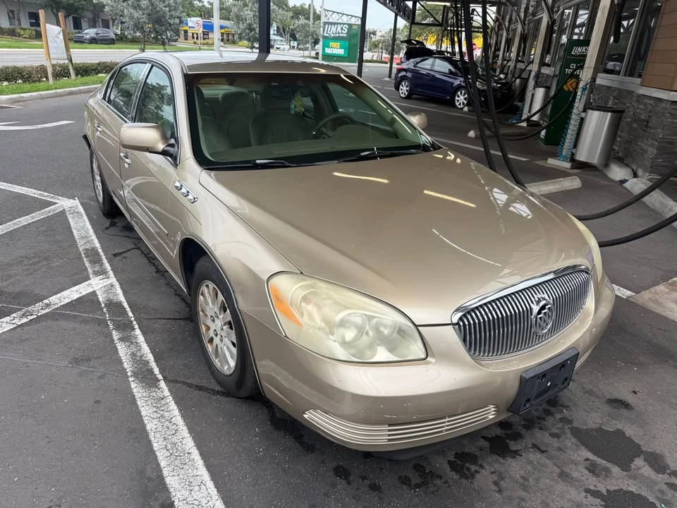 2006 Buick Lucerne - Image 2 of 21