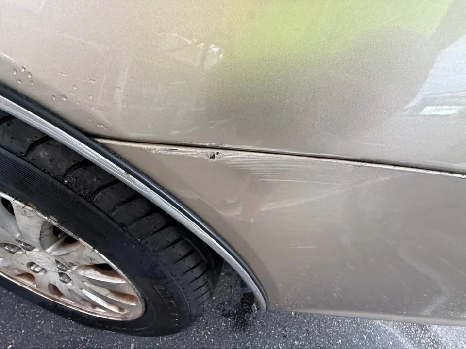 2006 Buick Lucerne - Image 11 of 21