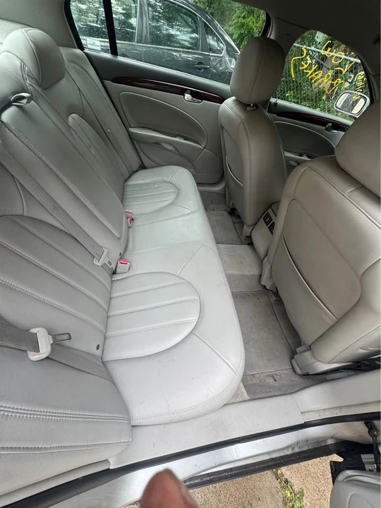 2006 Buick Lucerne - Image 6 of 7