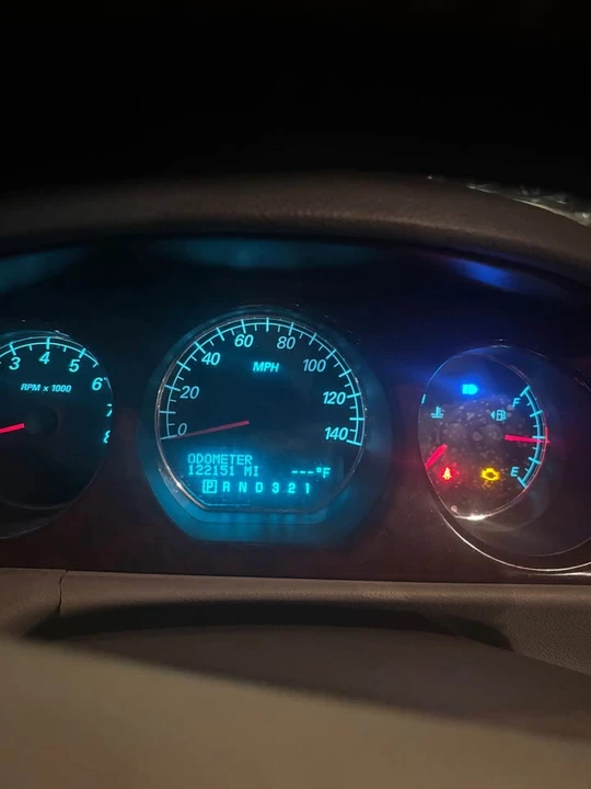 2006 Buick Lucerne - Image 2 of 8