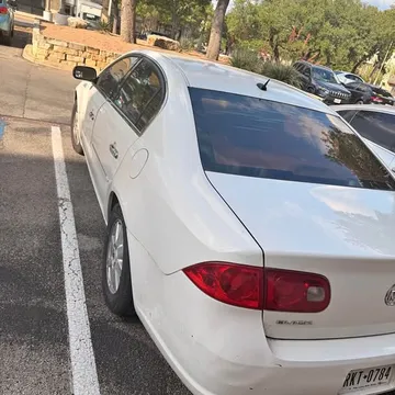 2006 Buick Lucerne CXL Sedan 4D