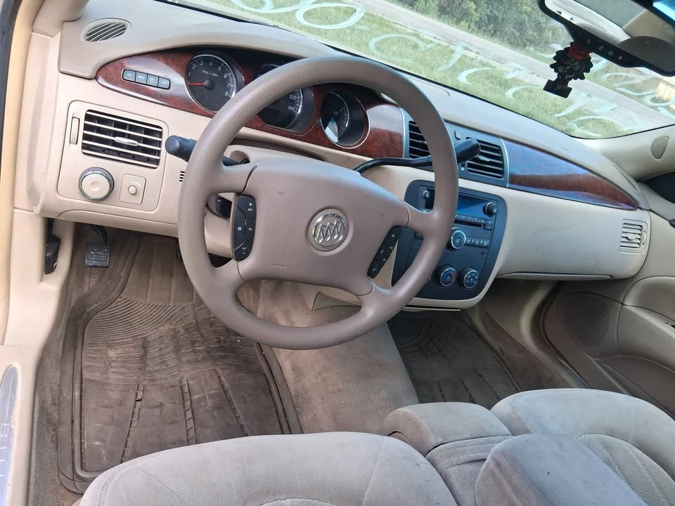2006 Buick Lucerne - Image 5 of 8