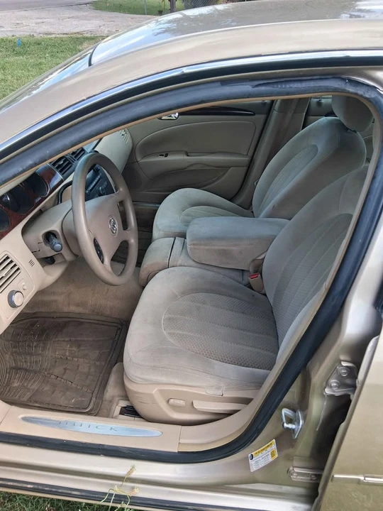 2006 Buick Lucerne - Image 6 of 8