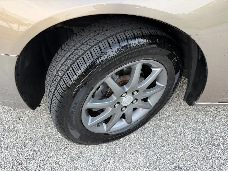2006 Buick Lucerne - Image 18 of 20