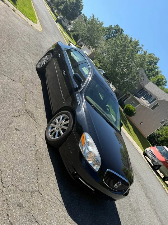 2006 Buick Lucerne - Image 2 of 7