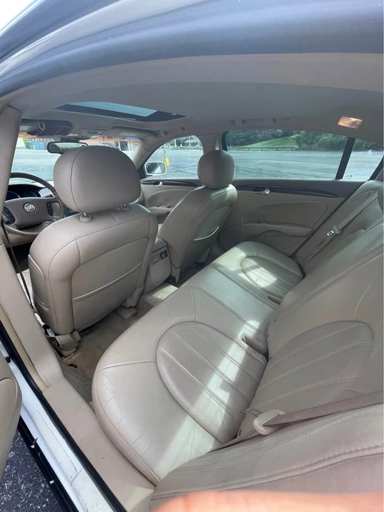 2006 Buick Lucerne - Image 7 of 8