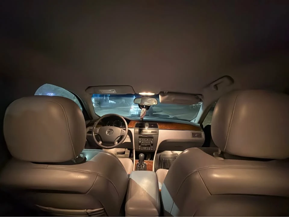 2006 Buick LaCrosse - Image 8 of 17