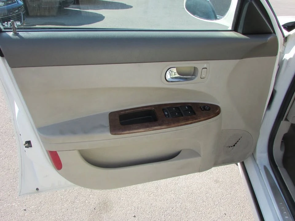 2006 Buick LaCrosse - Image 9 of 20
