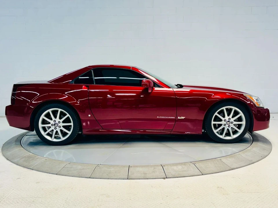 2006 Cadillac XLR - Image 10 of 31