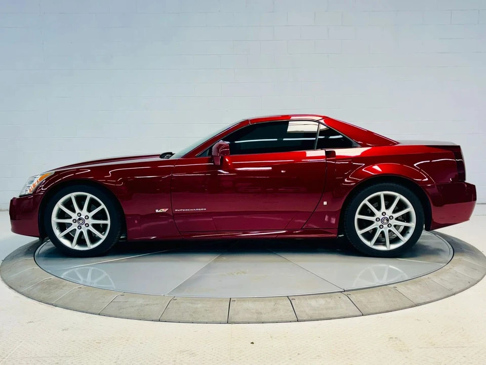 2006 Cadillac XLR - Image 5 of 31