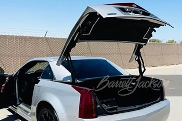 2006 Cadillac XLR - Image 6 of 17