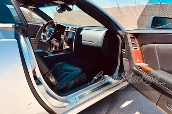 2006 Cadillac XLR - Image 9 of 17