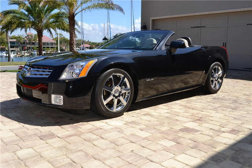 2006 Cadillac XLR - Image 2 of 7