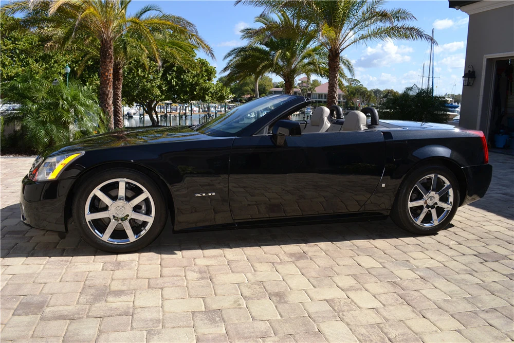 2006 Cadillac XLR - Image 7 of 7