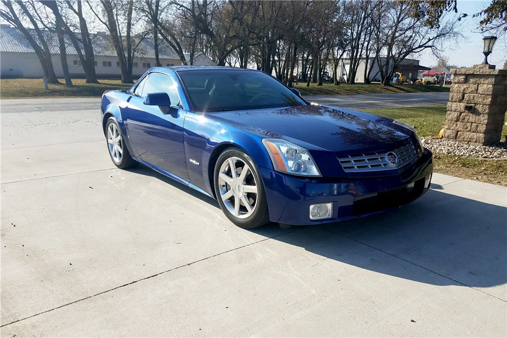 2006 Cadillac XLR - Image 2 of 5