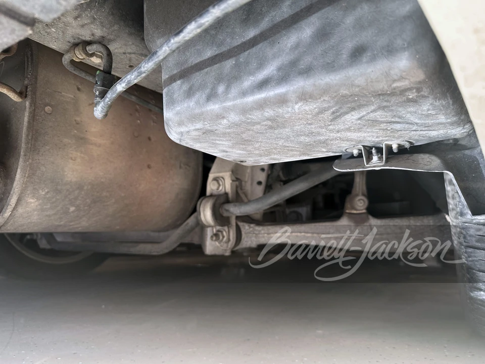 2006 Cadillac XLR-V - Image 21 of 26