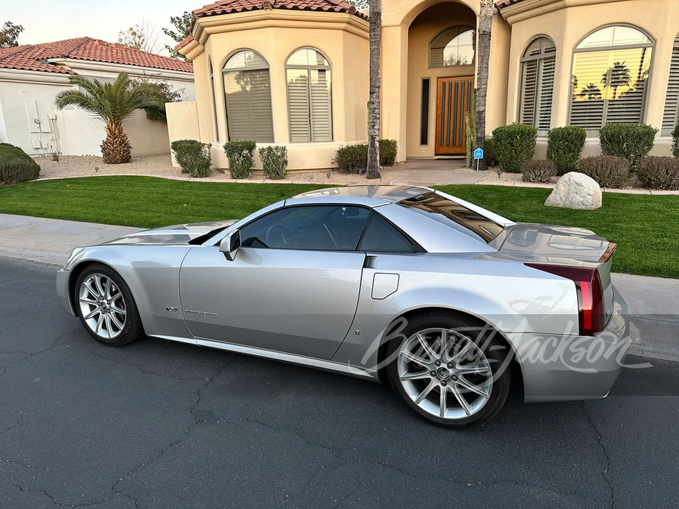 2006 Cadillac XLR-V - Image 5 of 26
