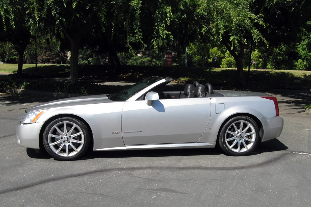 2006 Cadillac XLR-V - Image 5 of 5