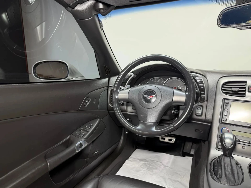 2006 Chevrolet Corvette C6 - Image 17 of 31