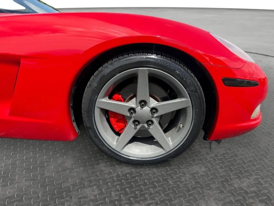 2006 Chevrolet Corvette C6 - Image 9 of 17
