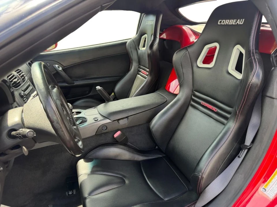 2006 Chevrolet Corvette C6 - Image 10 of 17