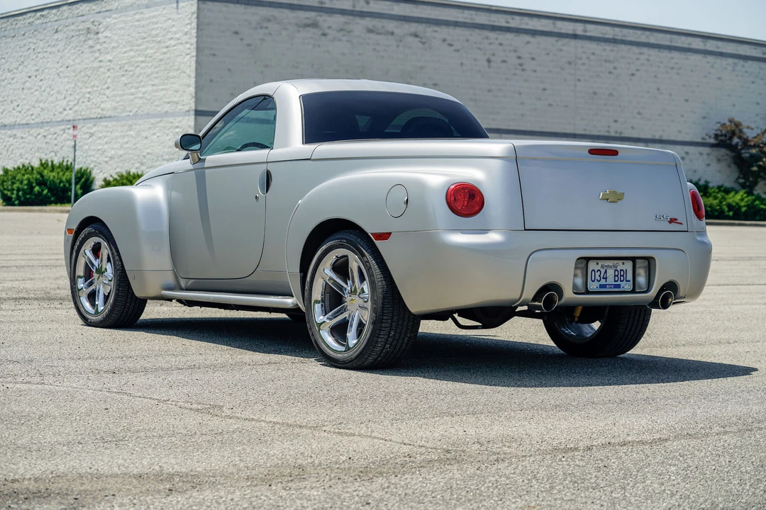 2006 Chevrolet SSR - Image 8 of 31